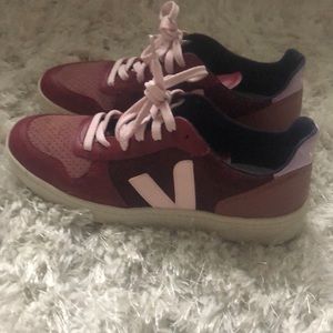 Bria maroon and pink sneakers size us 9